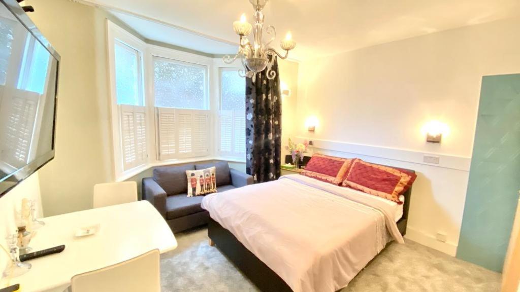 Modern And Cosy Studio Flat Londres Exterior foto